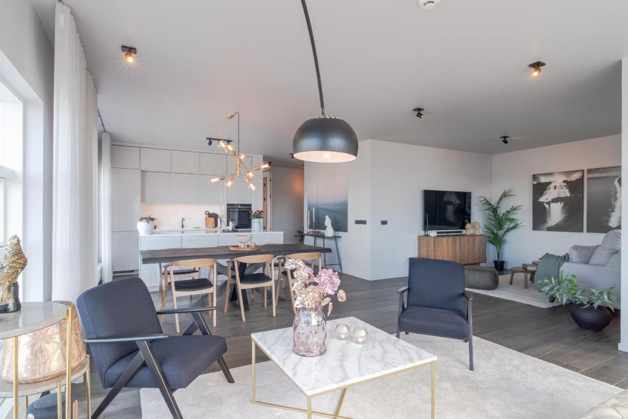 Ocean Breeze Luxury Apartment Reykjavik Bagian luar foto