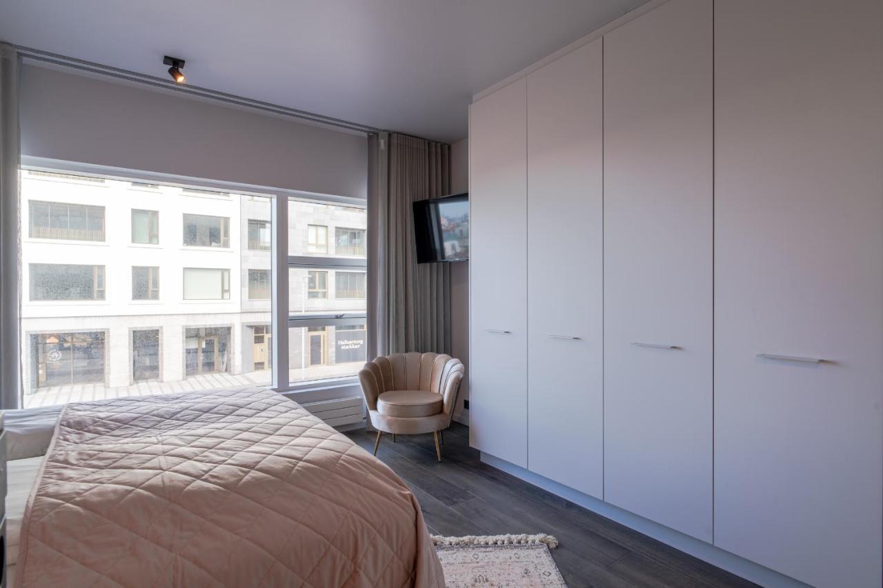 Ocean Breeze Luxury Apartment Reykjavik Bagian luar foto